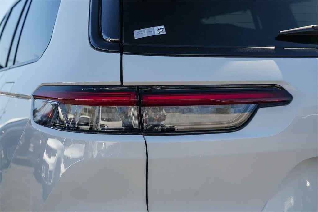 new 2025 Jeep Grand Cherokee L car, priced at $48,415