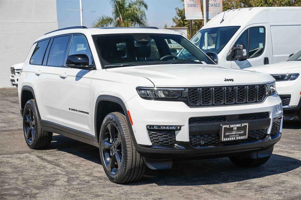new 2025 Jeep Grand Cherokee L car, priced at $48,415