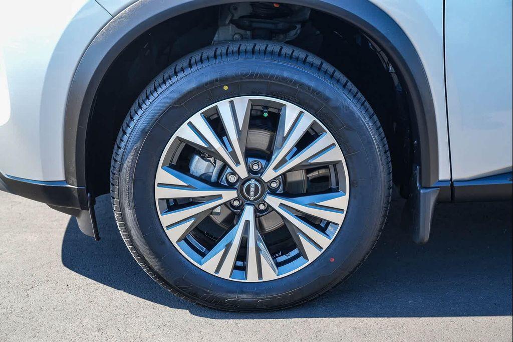 used 2023 Nissan Rogue car, priced at $20,476