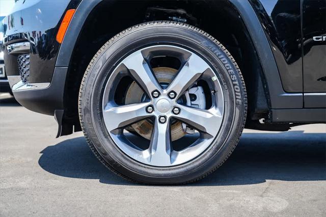 new 2025 Jeep Grand Cherokee L car, priced at $45,272