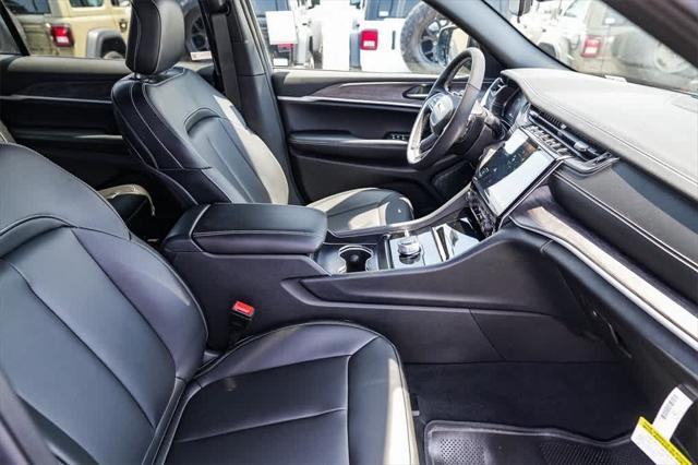 new 2025 Jeep Grand Cherokee L car, priced at $45,272