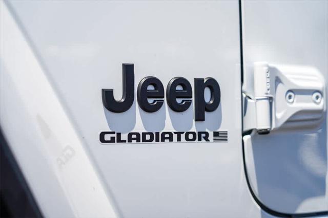 new 2025 Jeep Gladiator car, priced at $49,065