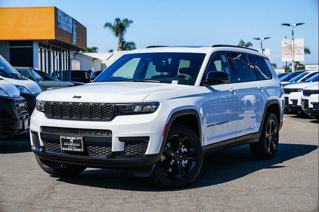 new 2025 Jeep Grand Cherokee L car, priced at $41,030