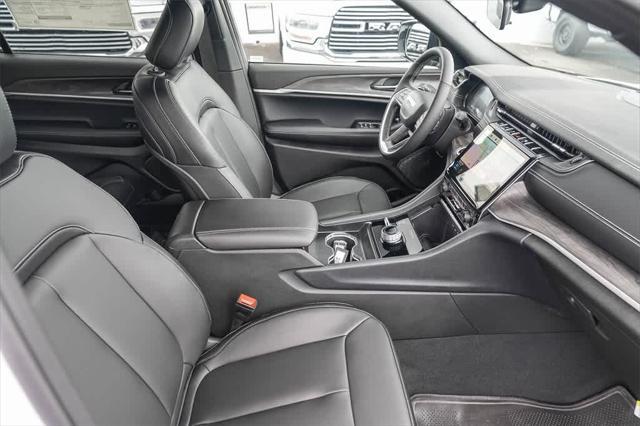 new 2025 Jeep Grand Cherokee L car, priced at $44,853