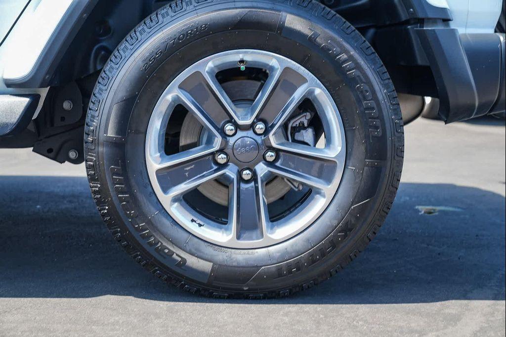 used 2019 Jeep Wrangler Unlimited car, priced at $26,921