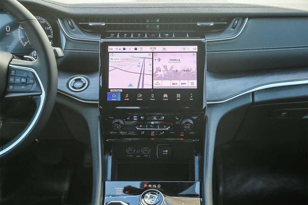 new 2025 Jeep Grand Cherokee L car, priced at $48,415