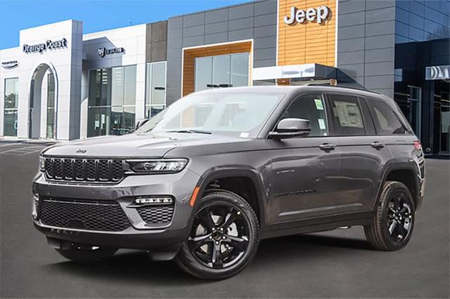 new 2025 Jeep Grand Cherokee car, priced at $48,035