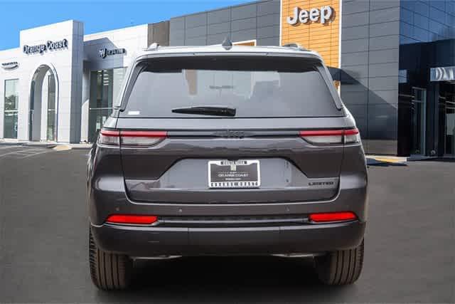 new 2025 Jeep Grand Cherokee car, priced at $48,035