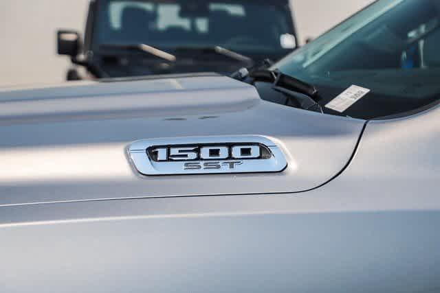 new 2025 Ram 1500 car, priced at $52,805