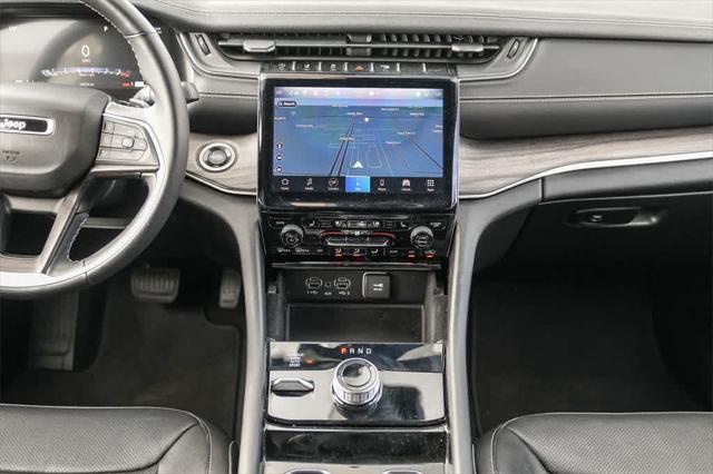 used 2022 Jeep Grand Cherokee car, priced at $34,300