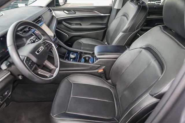 used 2022 Jeep Grand Cherokee car, priced at $34,300