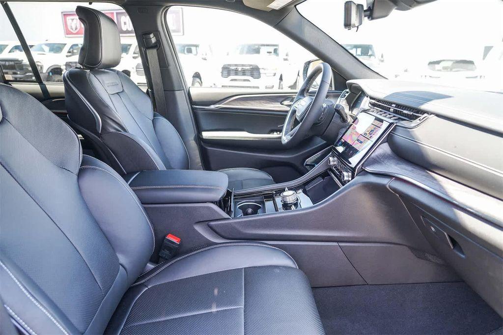 new 2024 Jeep Grand Cherokee 4xe car, priced at $61,905