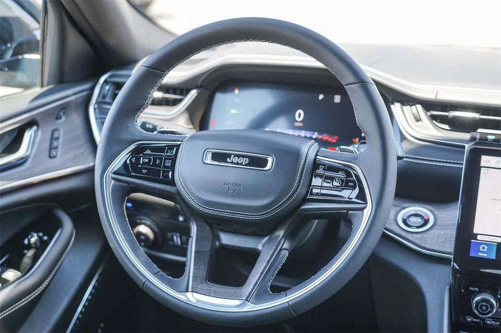 new 2024 Jeep Grand Cherokee 4xe car, priced at $61,905