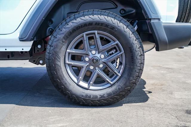 new 2025 Jeep Wrangler car, priced at $42,735