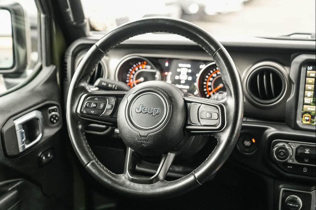 used 2021 Jeep Wrangler Unlimited car, priced at $27,500