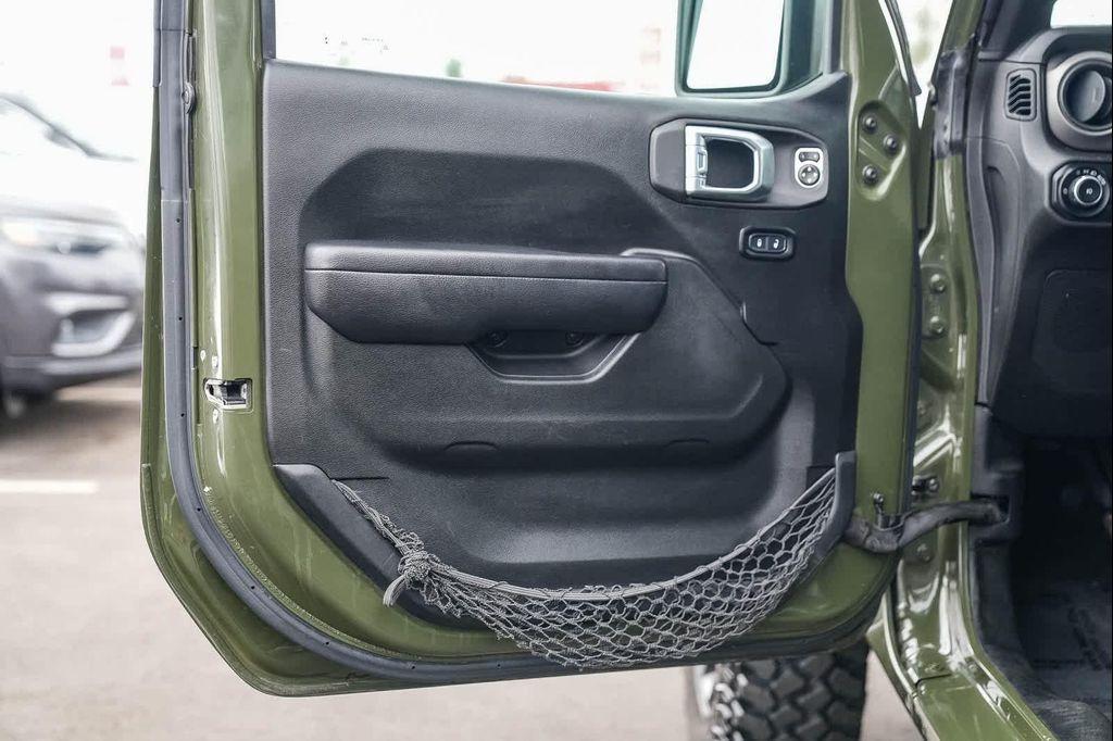 used 2021 Jeep Wrangler Unlimited car, priced at $27,500