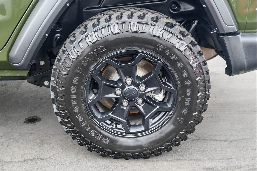 used 2021 Jeep Wrangler Unlimited car, priced at $27,500