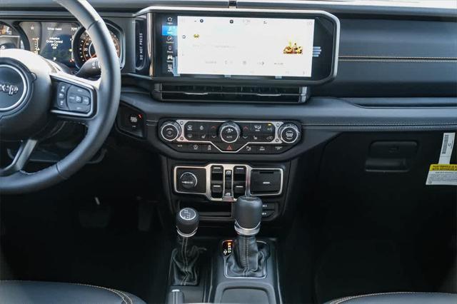 new 2025 Jeep Gladiator car, priced at $46,635