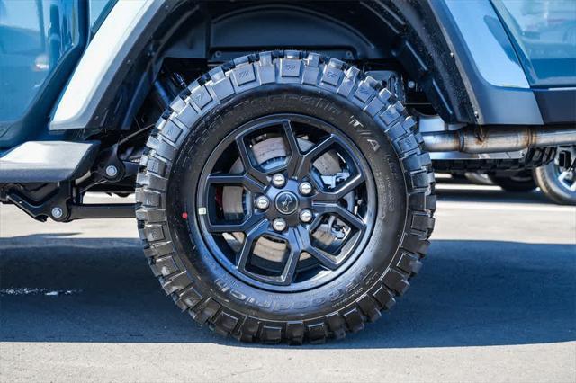 new 2025 Jeep Gladiator car, priced at $46,635
