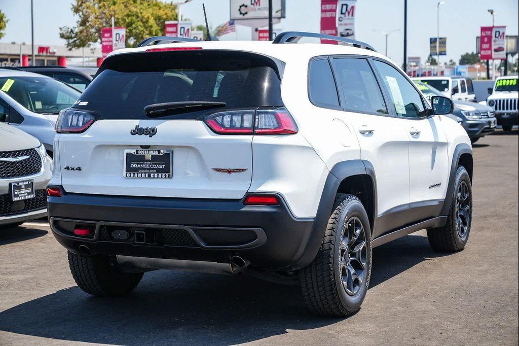 used 2022 Jeep Cherokee car, priced at $26,391