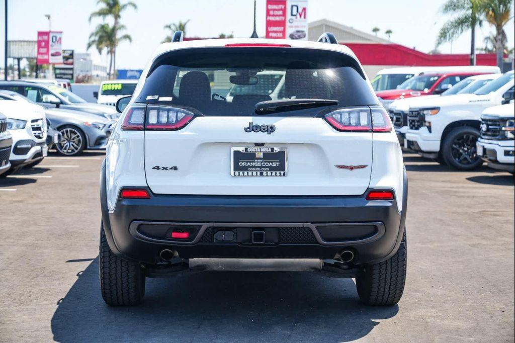 used 2022 Jeep Cherokee car, priced at $26,391