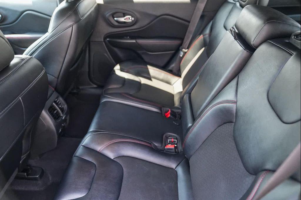 used 2022 Jeep Cherokee car, priced at $26,391