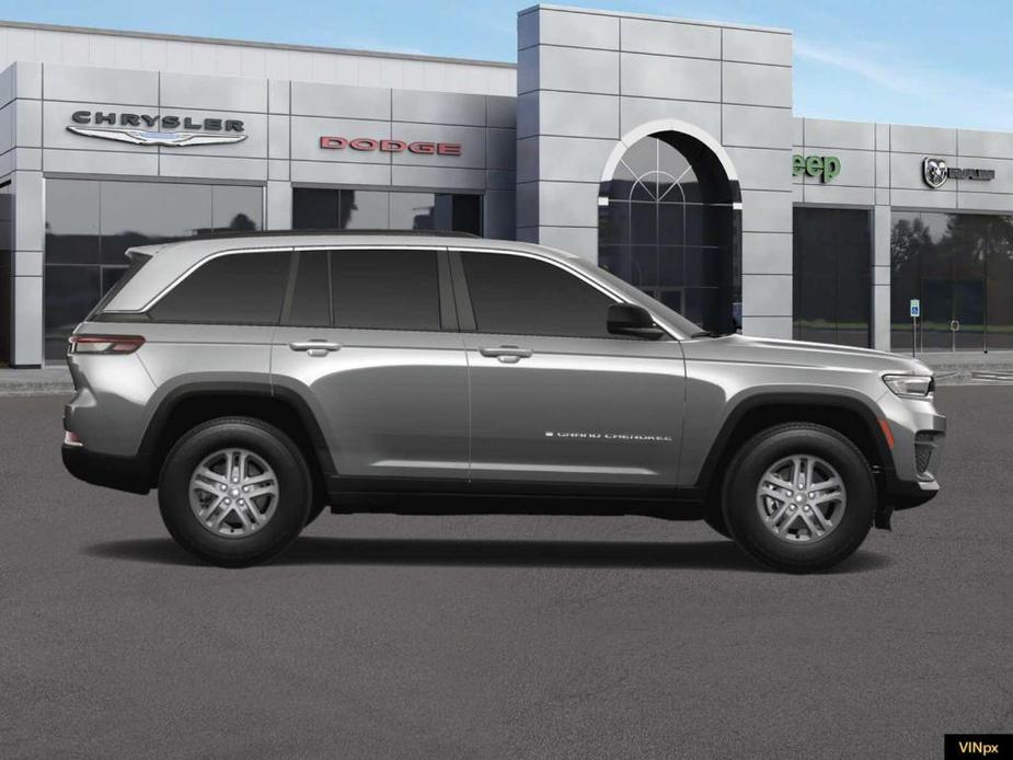 new 2024 Jeep Grand Cherokee car, priced at $38,446