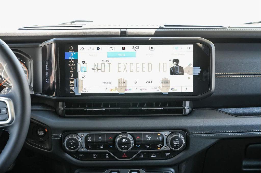 new 2025 Jeep Wrangler car, priced at $45,530