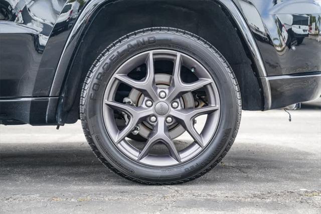 used 2021 Jeep Grand Cherokee car, priced at $27,990