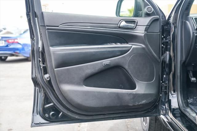 used 2021 Jeep Grand Cherokee car, priced at $27,990
