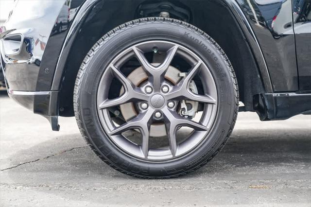 used 2021 Jeep Grand Cherokee car, priced at $27,990