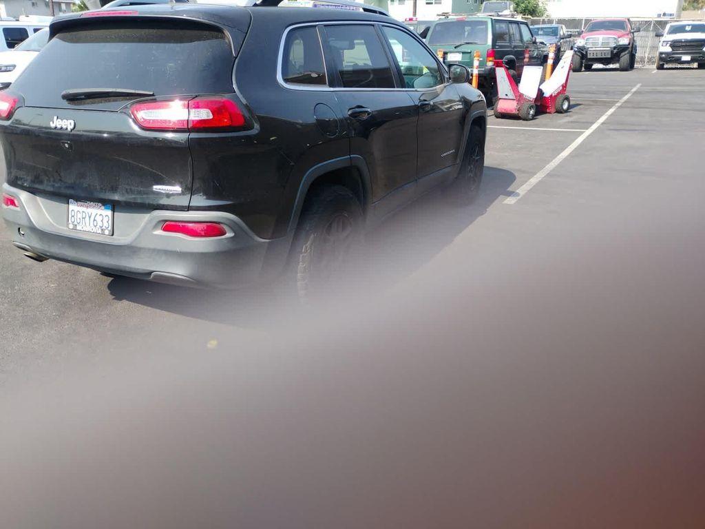 used 2016 Jeep Cherokee car, priced at $9,150