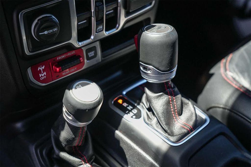 used 2019 Jeep Wrangler Unlimited car, priced at $31,572