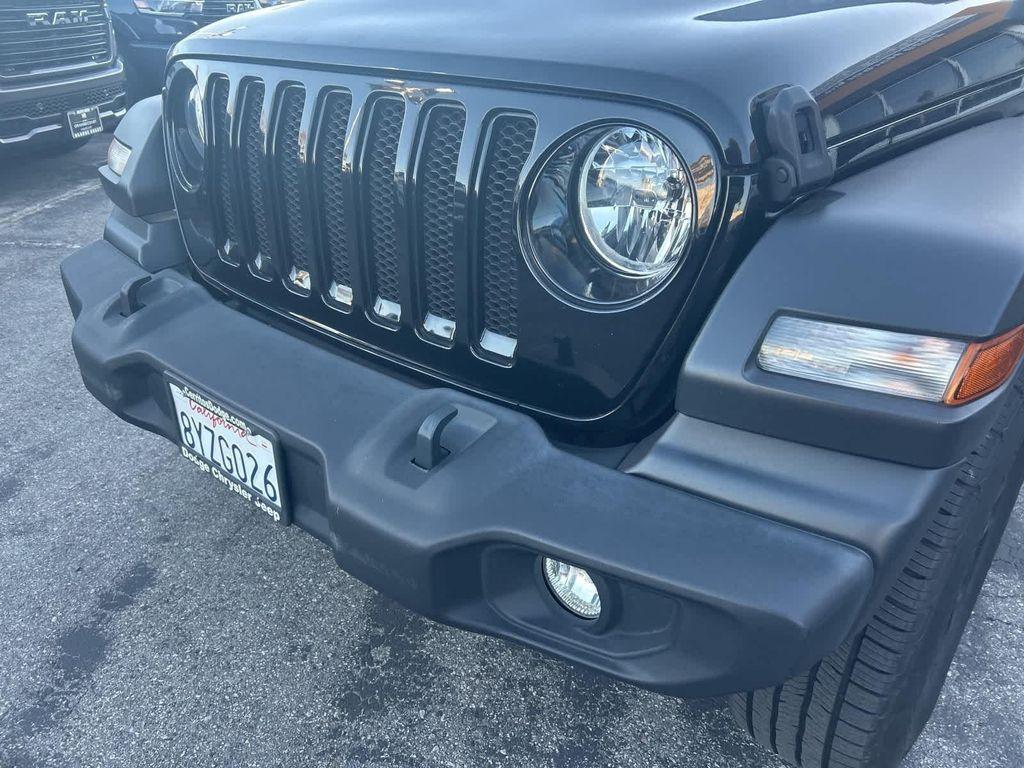 used 2021 Jeep Wrangler Unlimited car, priced at $27,972