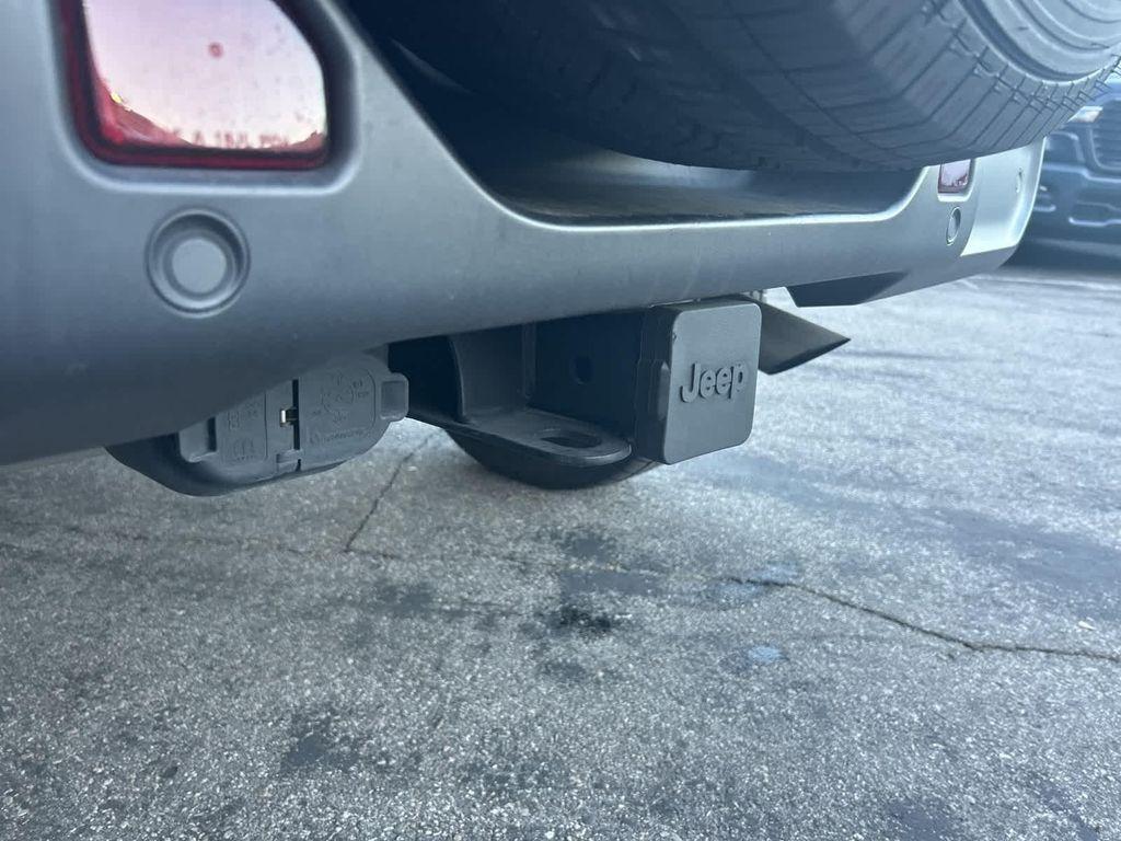 used 2021 Jeep Wrangler Unlimited car, priced at $27,972