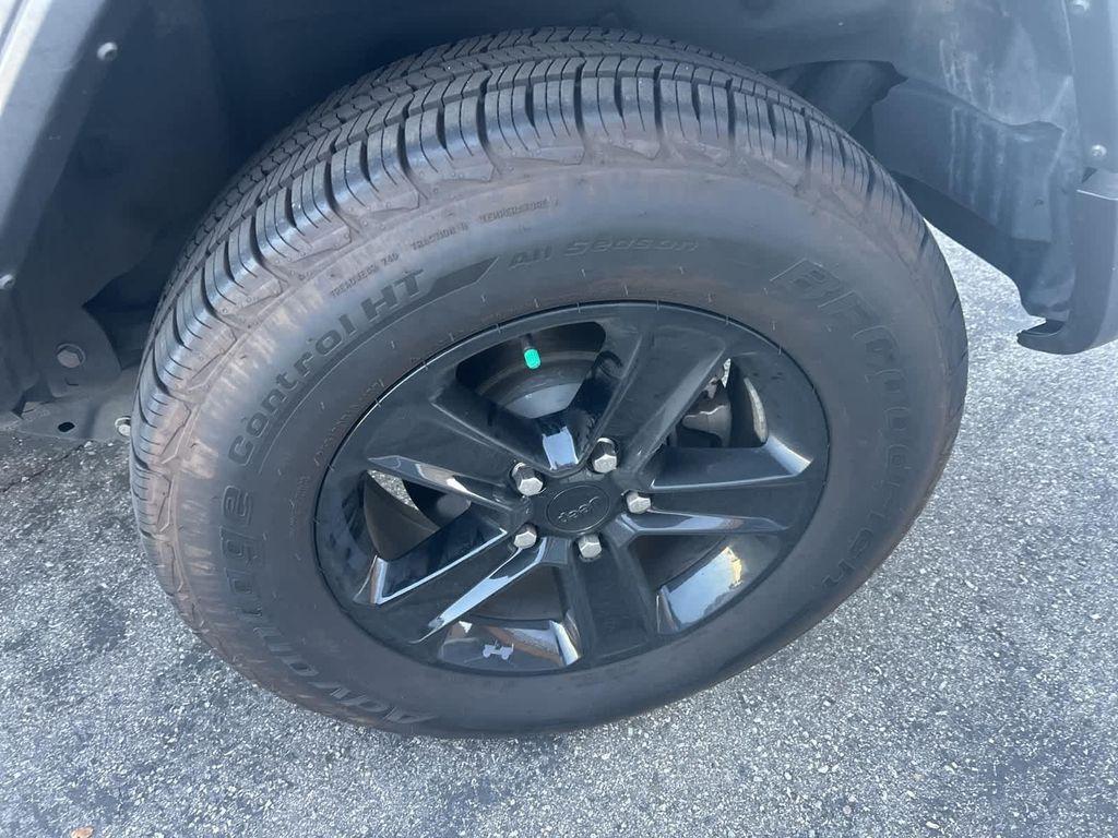 used 2021 Jeep Wrangler Unlimited car, priced at $27,972