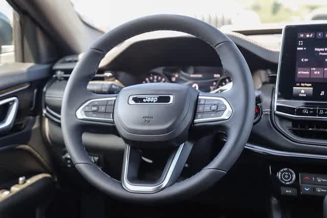 new 2024 Jeep Compass car, priced at $33,905