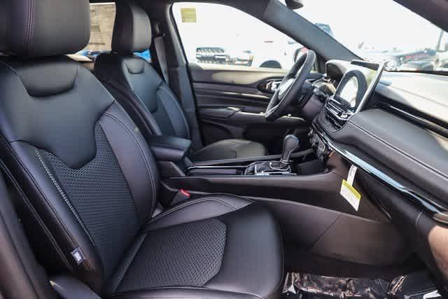 new 2024 Jeep Compass car, priced at $34,905