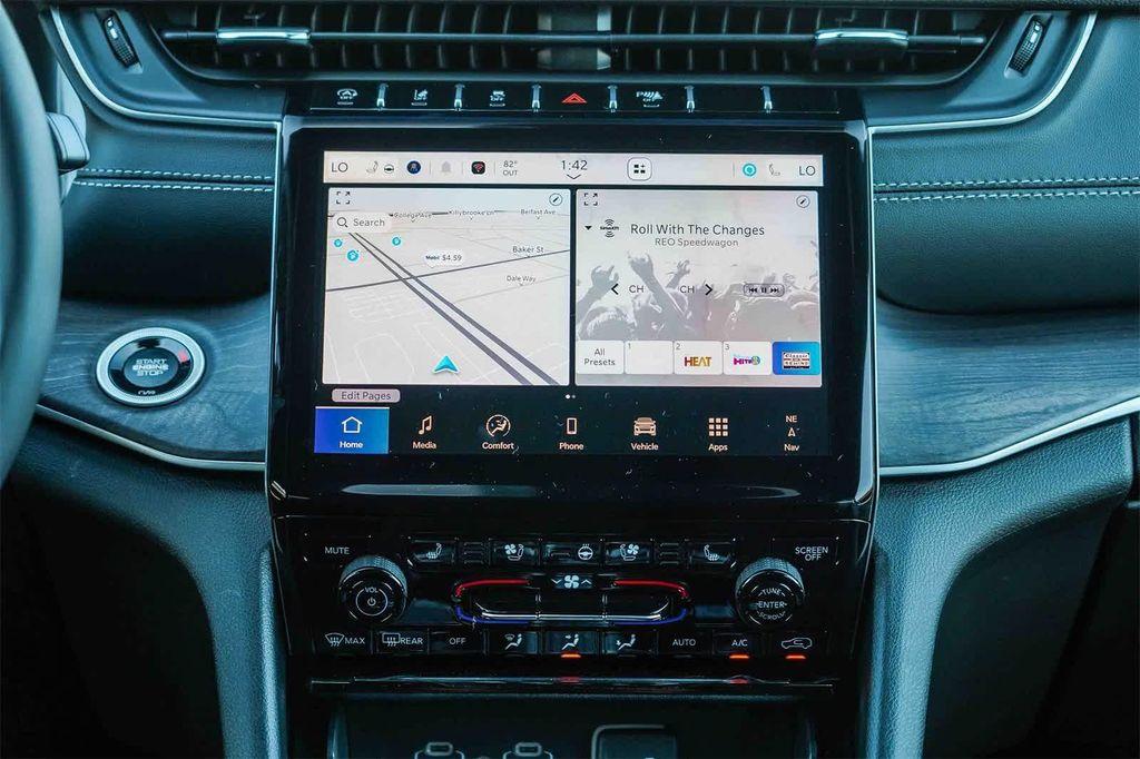 new 2025 Jeep Grand Cherokee L car, priced at $49,010