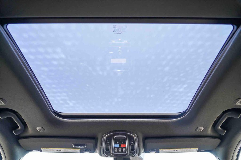 new 2025 Jeep Grand Cherokee L car, priced at $49,010