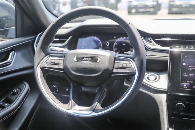 new 2025 Jeep Grand Cherokee car, priced at $32,761