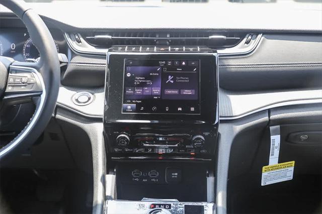 new 2025 Jeep Grand Cherokee car, priced at $32,761