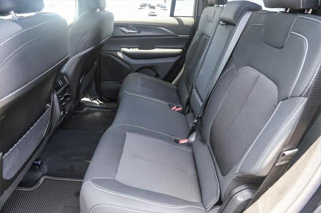 new 2025 Jeep Grand Cherokee car, priced at $32,761