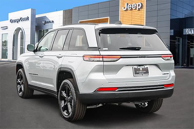 new 2025 Jeep Grand Cherokee car, priced at $48,035