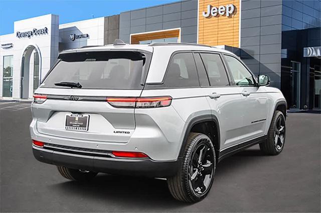 new 2025 Jeep Grand Cherokee car, priced at $48,035