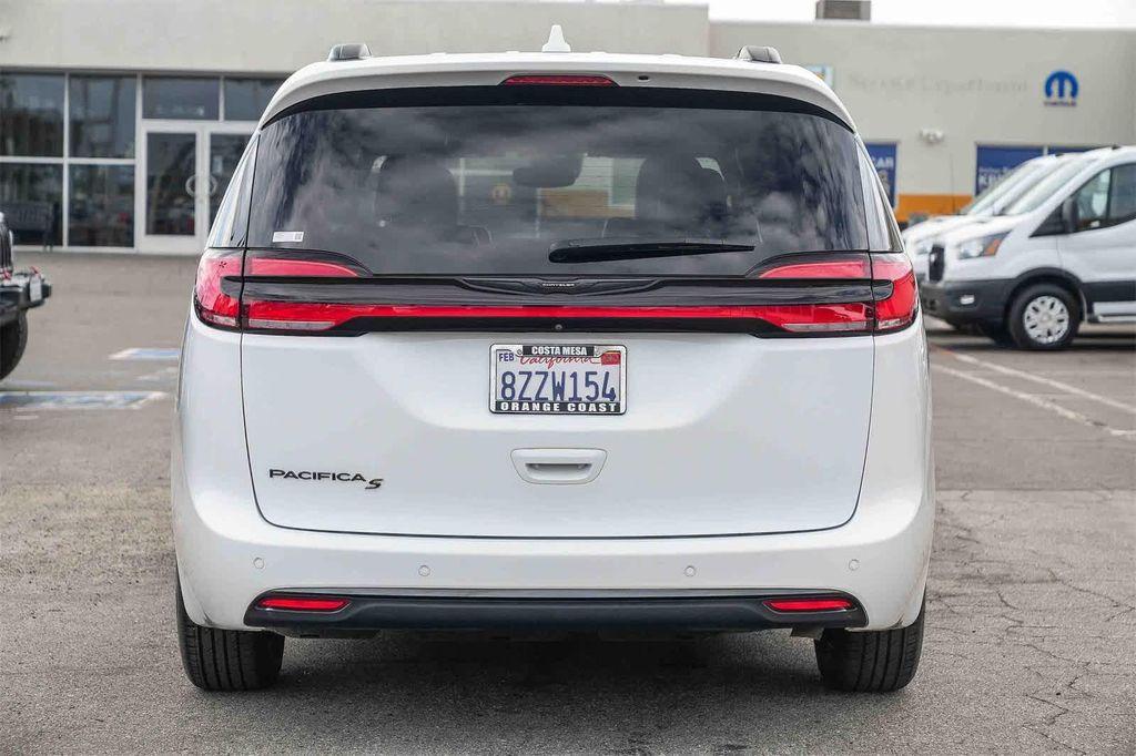 used 2021 Chrysler Pacifica car, priced at $29,972