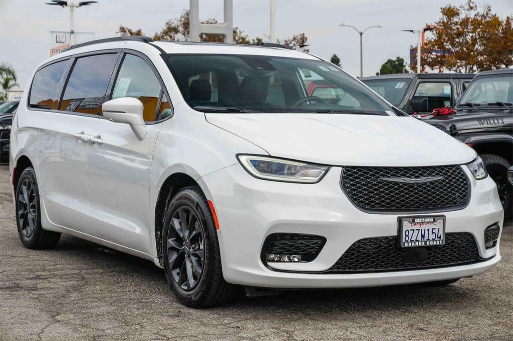 used 2021 Chrysler Pacifica car, priced at $29,972