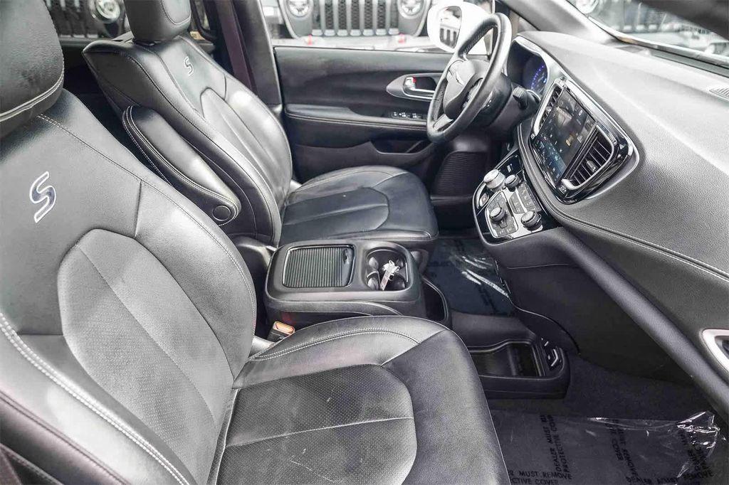used 2021 Chrysler Pacifica car, priced at $29,972