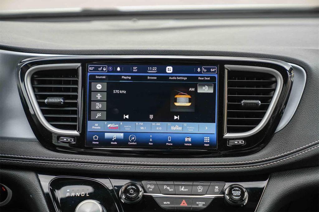 used 2021 Chrysler Pacifica car, priced at $29,972