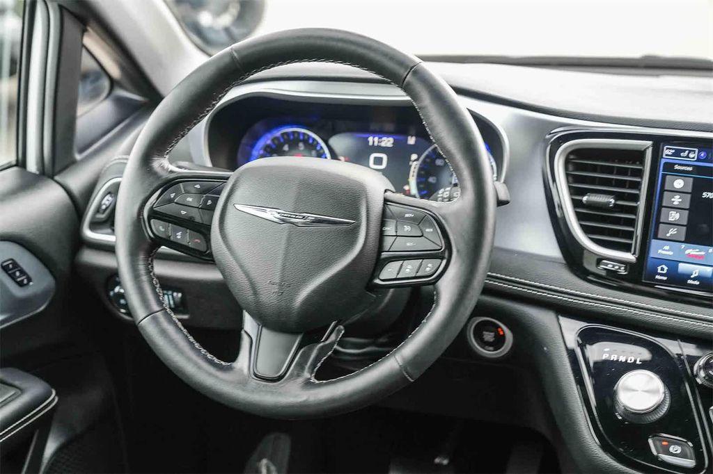 used 2021 Chrysler Pacifica car, priced at $29,972
